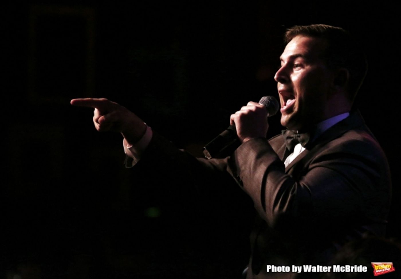 Photo Coverage: In Performance for Daniel Reichard's DECKED OUT HOLIDAY PARTY  Image