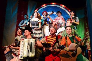 Christine Stulik, Kate Carson-Groner, Robert McLean and Lauren Vogel with Erik Schroeder, Dana Omar, Matt Kahler, Emily Casey, Doug Pawlik and Shawn Pfautsch @ BroadwayWorld Christine Stulik, Kate Carson-Groner, Robert McLean and Lauren Vogel with Erik Schroe Photo