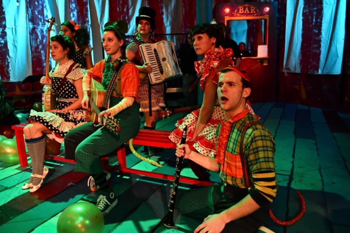 Christine Stulik, Dana Omar, Lauren Vogel, Kate Carson-Groner, Emily Casey and Doug Pawlik at 