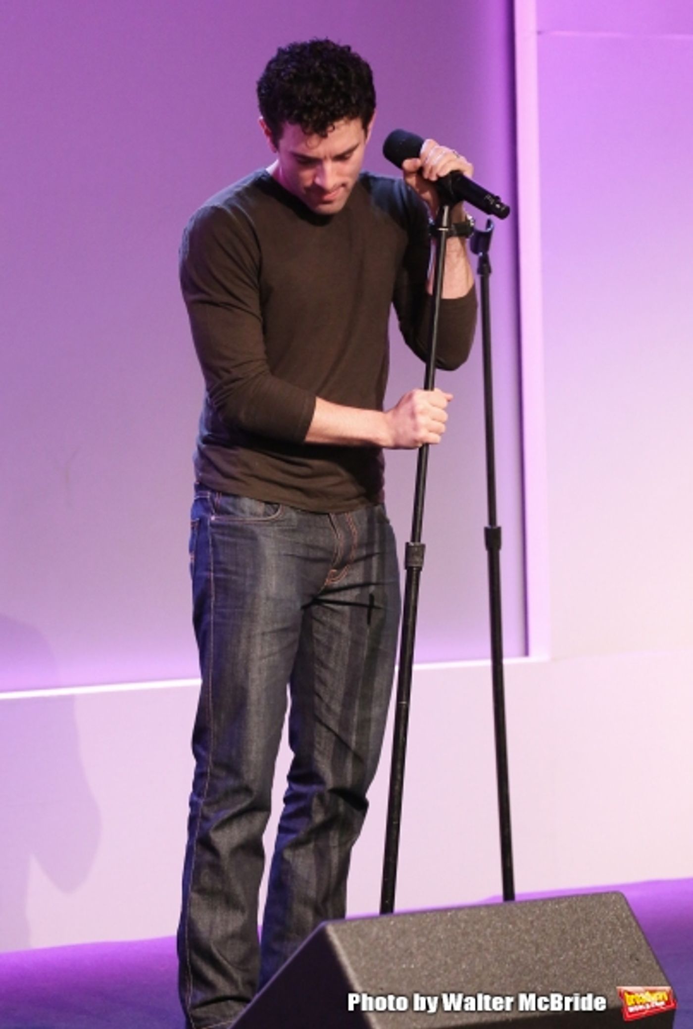 Photo Coverage: BEAUTIFUL's Jessie Mueller, Jarrod Spector & Anika Larsen Perform at Apple Store Soho Image