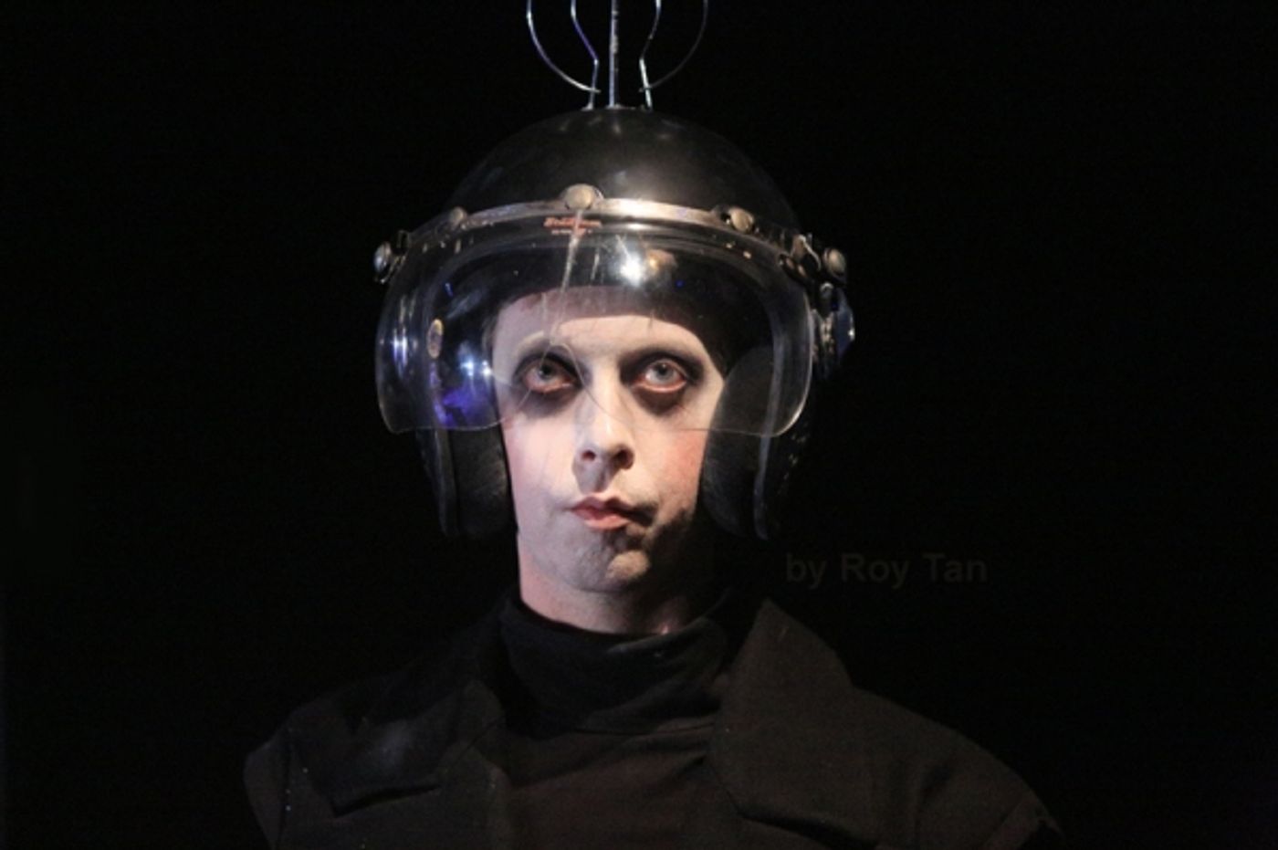 Photo Flash Exclusive: Arthur Pita's THE LITTLE MATCH GIRL at Sadler's Wells Theatre Photo Flash Exclusive: Arthur Pita's THE LITTLE MATCH GIRL at Sadler's Wells Theatre Image