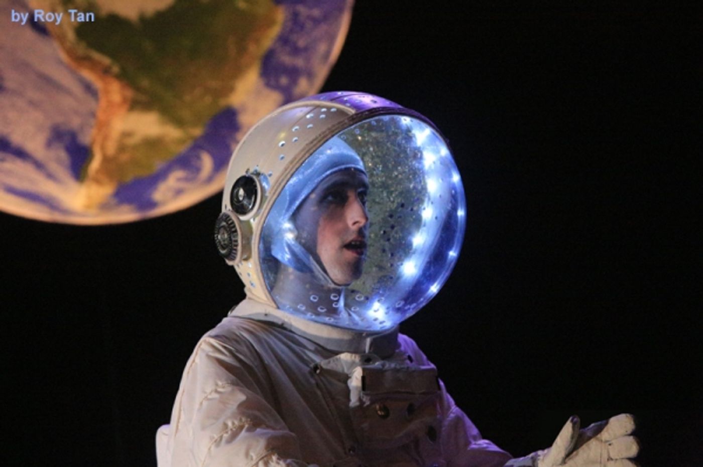 Photo Flash Exclusive: Arthur Pita's THE LITTLE MATCH GIRL at Sadler's Wells Theatre Photo Flash Exclusive: Arthur Pita's THE LITTLE MATCH GIRL at Sadler's Wells Theatre Image