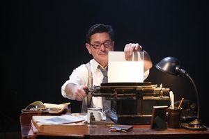 Evan Pappas @ BroadwayWorld Evan Pappas Photo