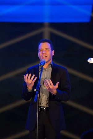 Robin de Jesus Photo