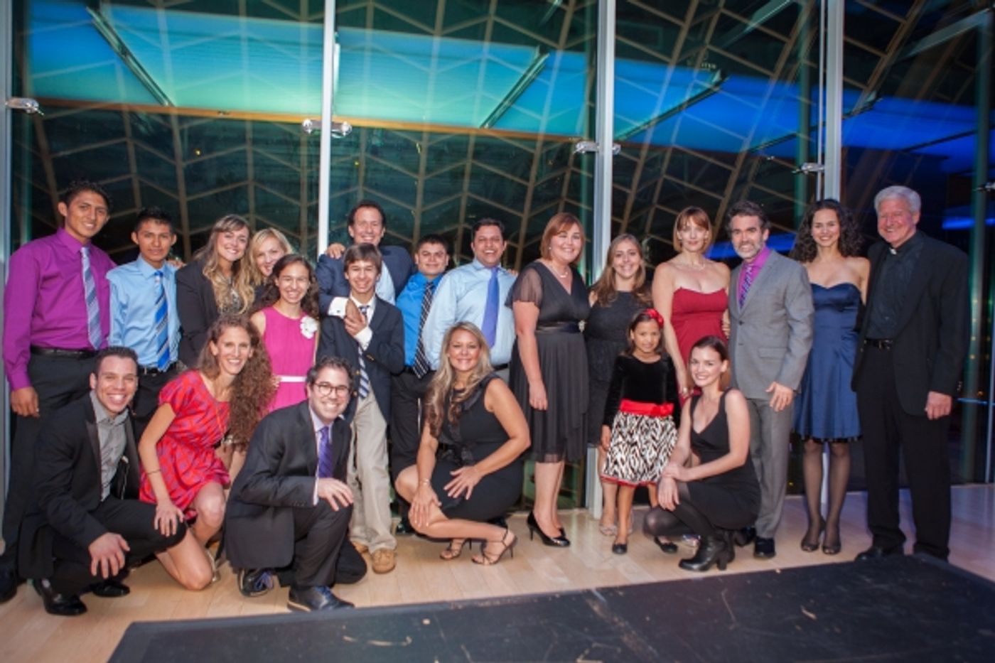 Photo Flash: Inside 'Broadway Sings for the Children of Honduras' with Robin de Jesus, Mandy Gonzalez & More  Image