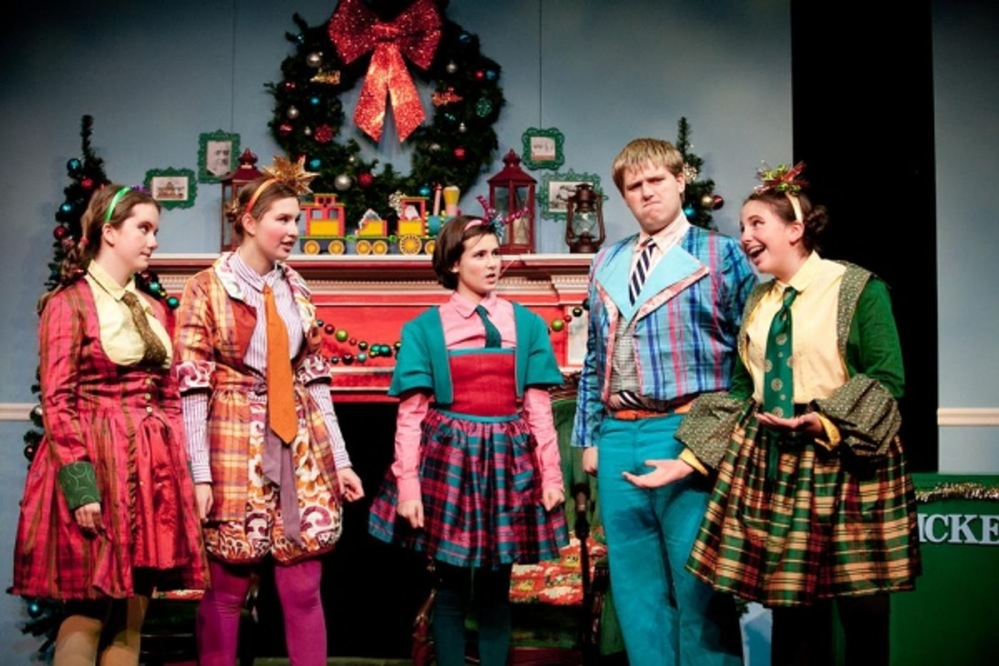 Photo Flash: First Look at Pantochino's CHRISTMAS AT SANTA CLAUS STATION  Image