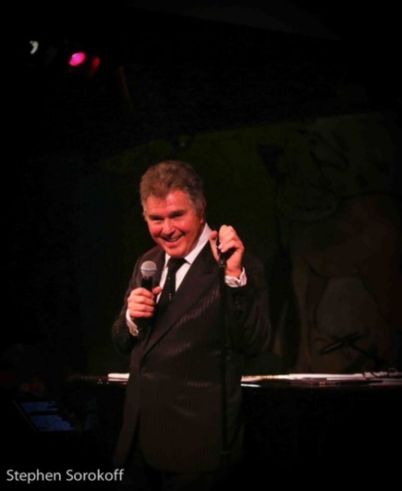 Photo Coverage: Steve Tyrell Surprises Cafe Carlyle Audience with Neil Sedaka  Image