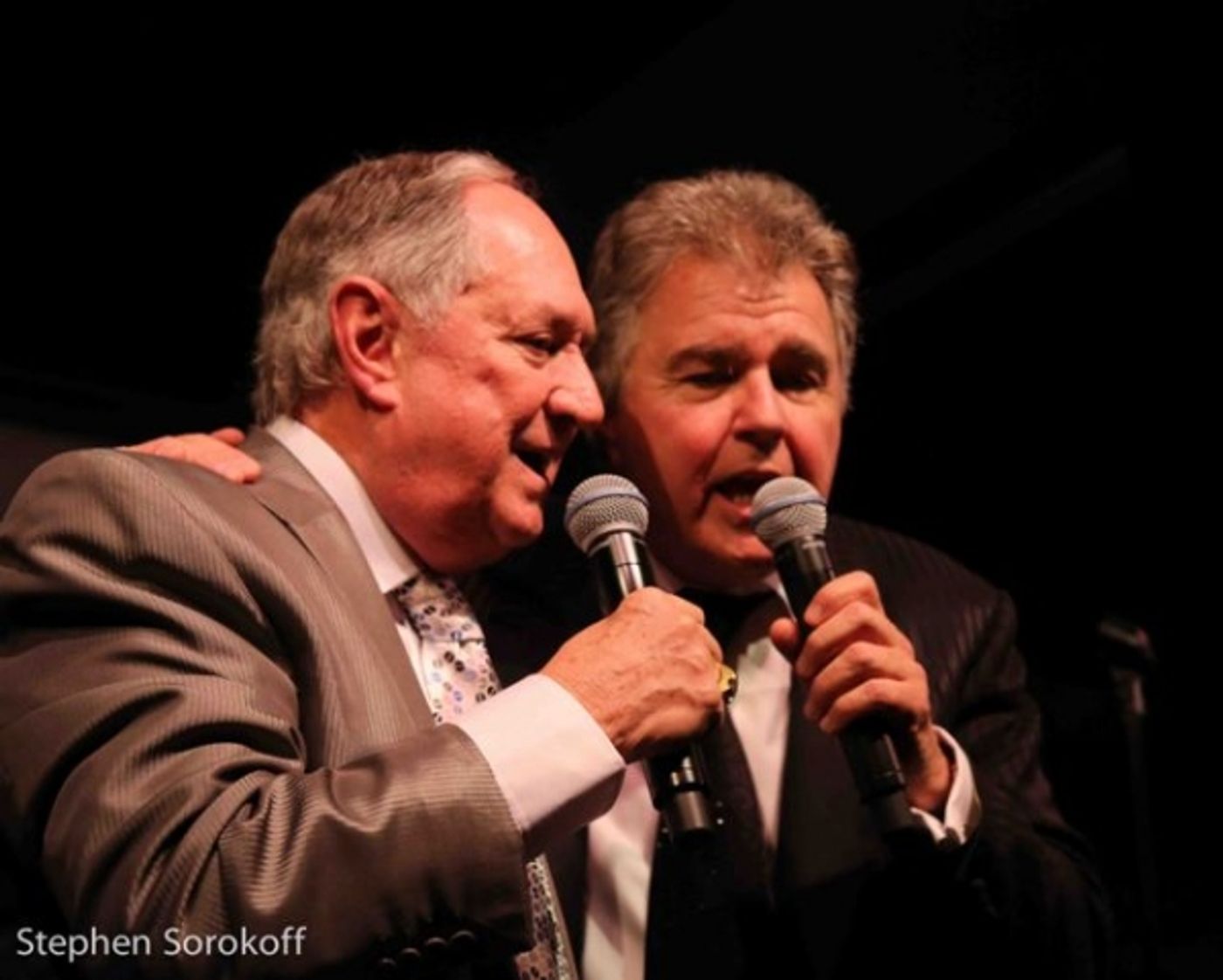 Photo Coverage: Steve Tyrell Surprises Cafe Carlyle Audience with Neil Sedaka  Image