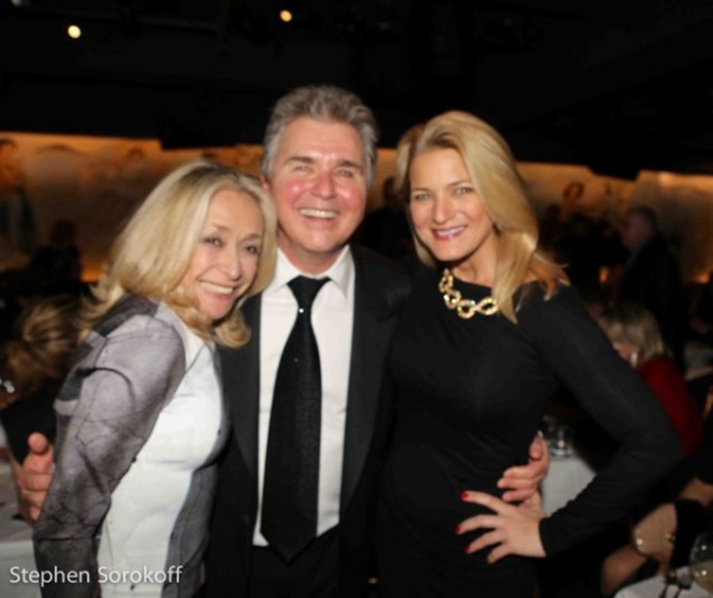 Photo Coverage: Steve Tyrell Surprises Cafe Carlyle Audience with Neil Sedaka Photo Coverage: Steve Tyrell Surprises Cafe Carlyle Audience with Neil Sedaka Image
