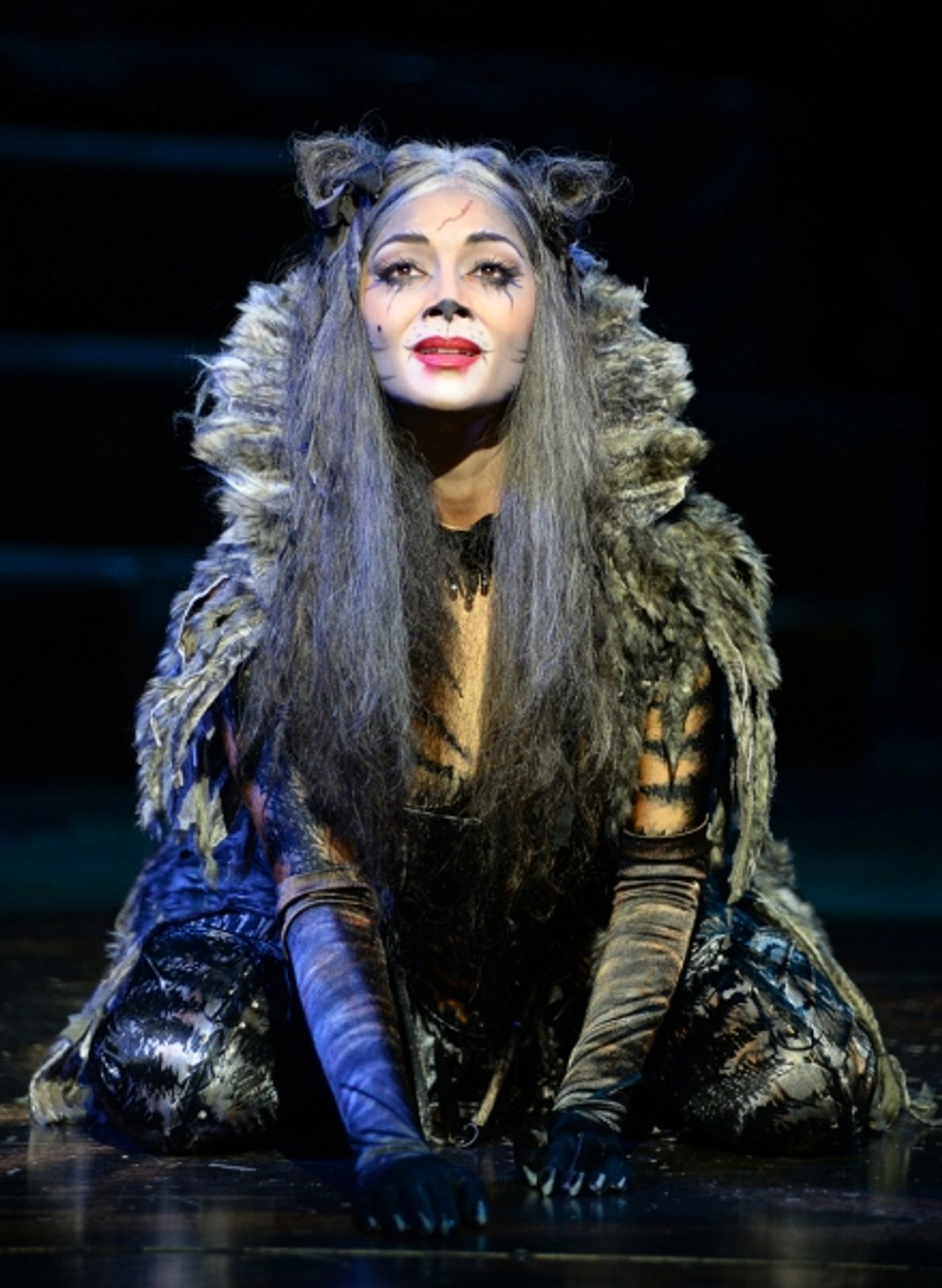 Photo Flash: The Jellicle Cats are Back! New Production Photos of West End Revival of Andrew Lloyd Webber's CATS!  Image