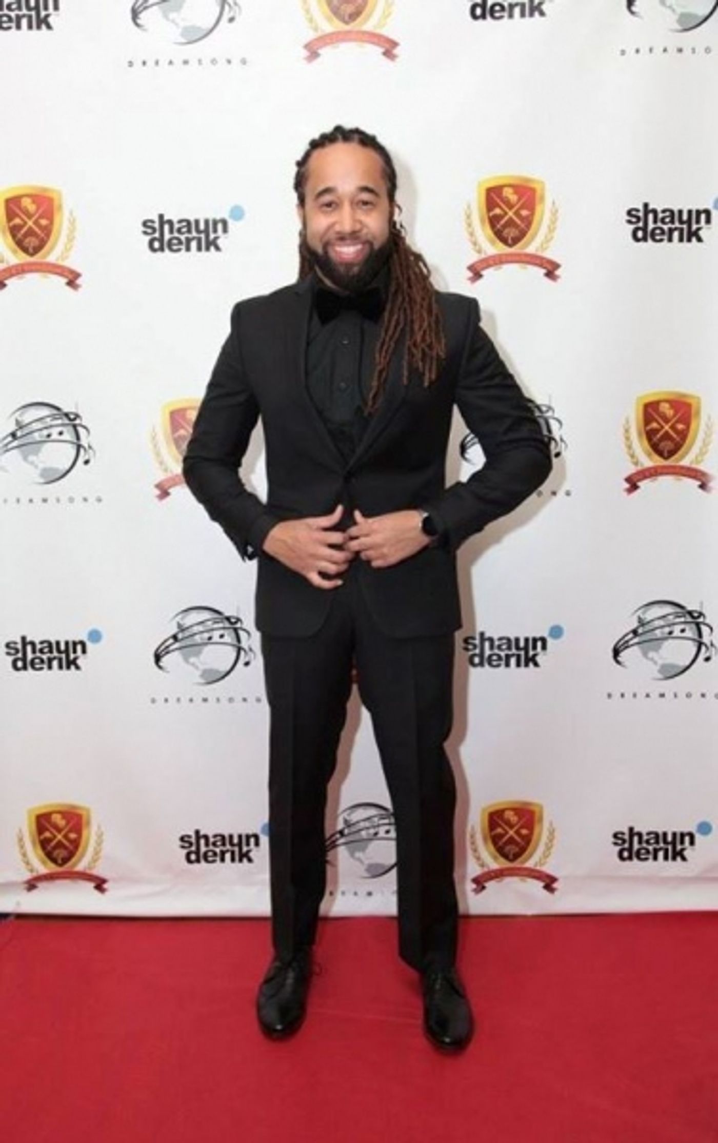 Photo Flash: Brenda Braxton, Chester Gregory, Gabriela Garcia and Lee Summers Attend 2014 Holiday Jazz & Toy Drive  Image