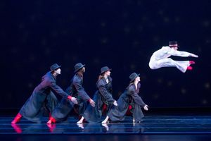 Smuin dancers Robert Moore, Dustin James, Jo-Ann Sundermeier, and Terez Dean with  Jo Photo