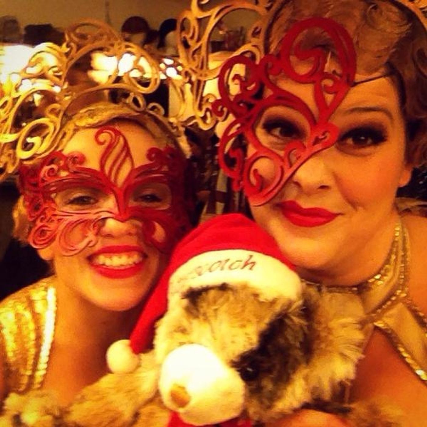 Photo Flash: Saturday Intermission Pics - December 20 - FABULOUS Recreates Nativity, BILLY ELLIOT Steals MEET ME IN ST. LOUIS, and Many More!  Image