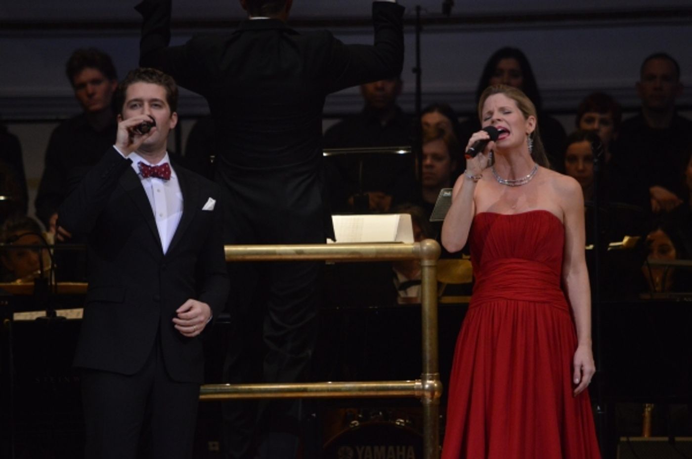 Photo Flash: Kelli O'Hara and Matthew Morrison Perform Holiday Concert with NY Pops  Image