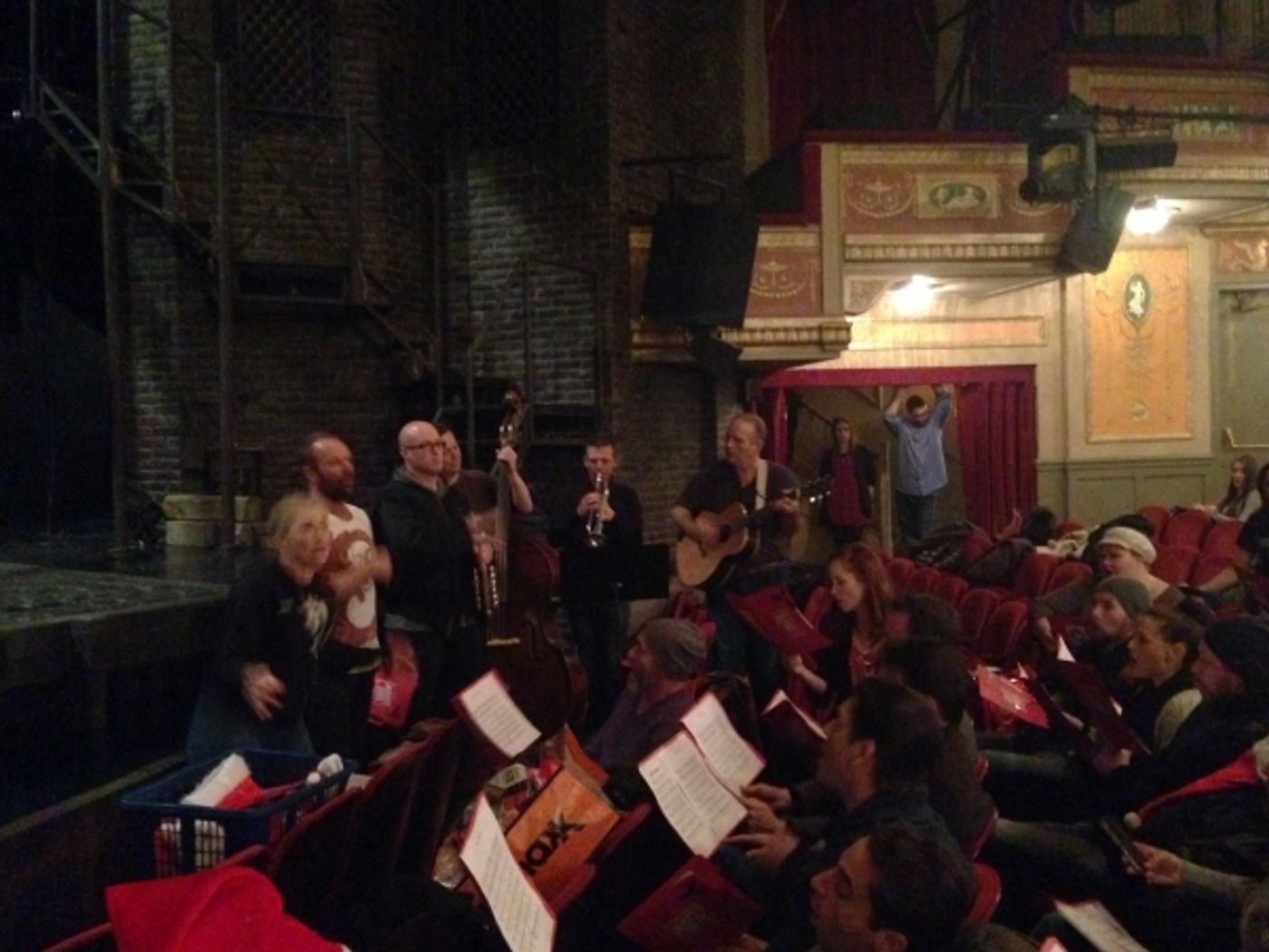 Photo Flash: JERSEY BOYS and THE LAST SHIP Casts Sing Christmas Carols on Saturday Night Shout for New York Cares  Image