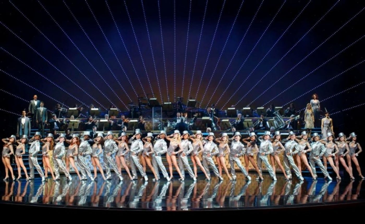 Photo Flash: Steve Wynn's SHOWSTOPPERS Debuts at Wynn Las Vegas  Image