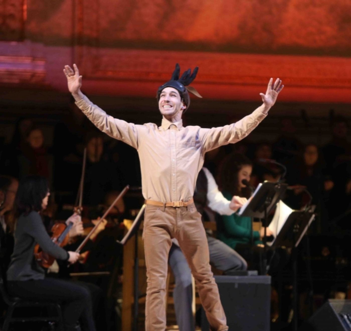 Photo Coverage: In Rehearsal for New York Pops' RUDOLPH THE RED-NOSED REINDEER  Image