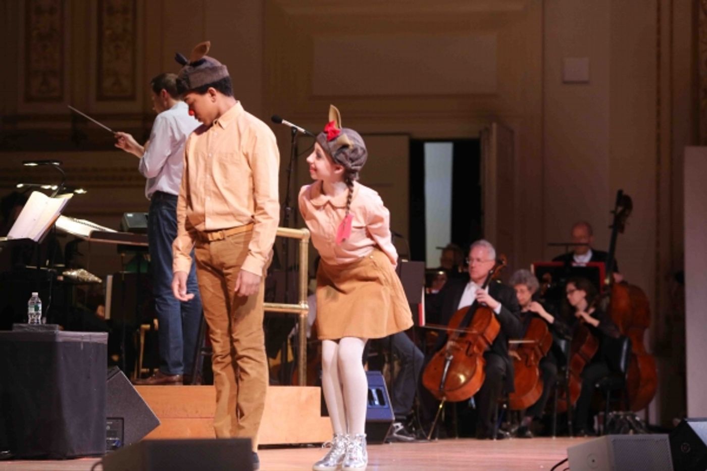 Photo Coverage: In Rehearsal for New York Pops' RUDOLPH THE RED-NOSED REINDEER  Image