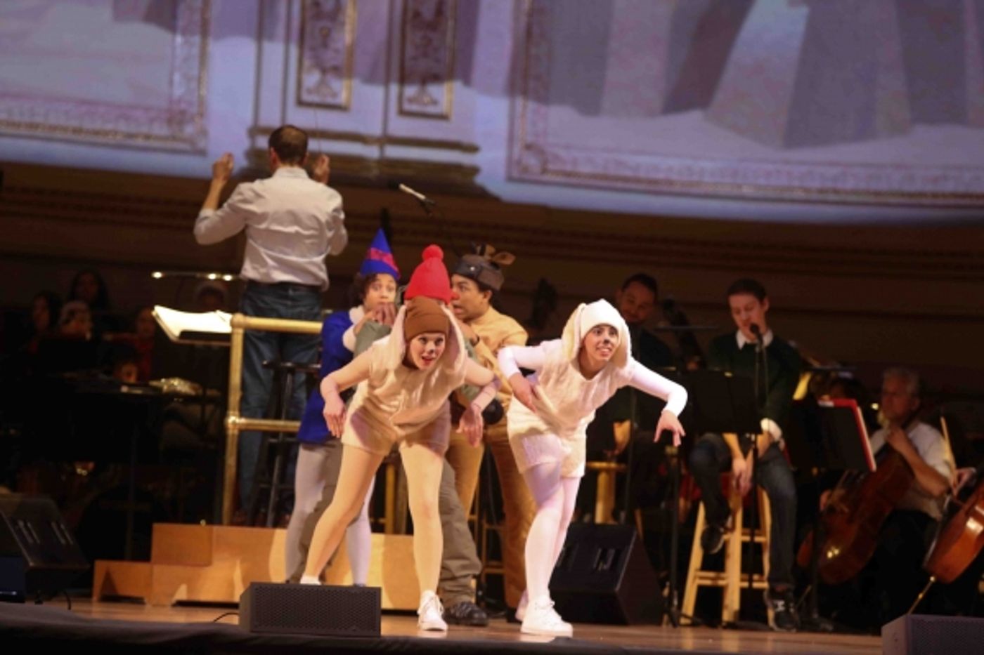 Photo Coverage: In Rehearsal for New York Pops' RUDOLPH THE RED-NOSED REINDEER  Image