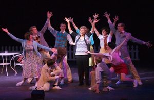 Leslie Uggams and the cast of MAME @ BroadwayWorld Leslie Uggams and the cast of MAME Photo