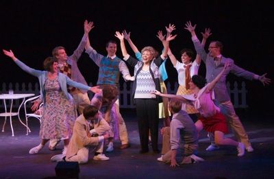 Leslie Uggams and the cast of MAME Photo