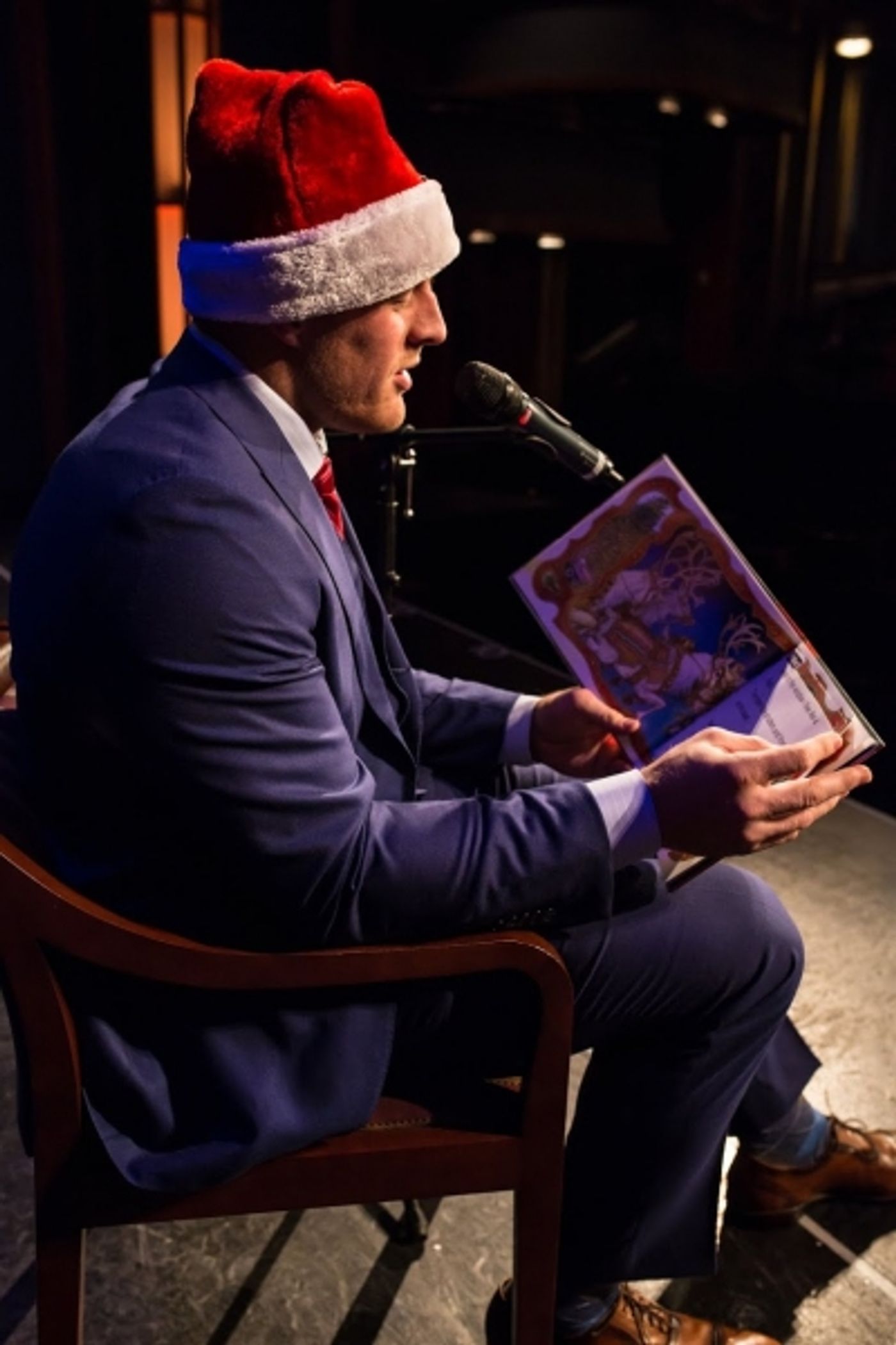 Photo Flash: JJ Watt and Barbara Bush Read 'TWAS THE NIGHT BEFORE CHRISTMAS at Radio City Christmas Spectacular  Image