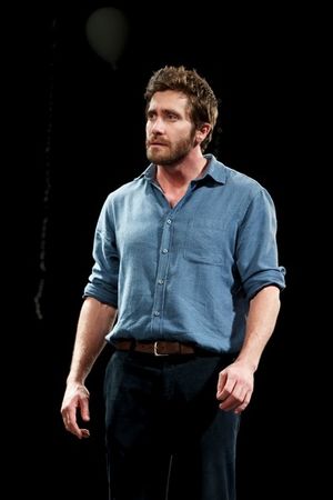 Jake Gyllenhaal @ BroadwayWorld Jake Gyllenhaal Photo