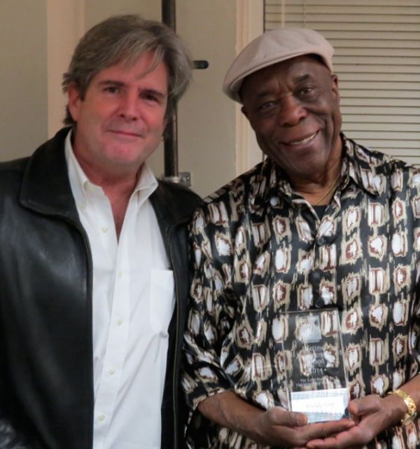 HP Newquist, Executive Director of the NGM, and Buddy Guy during the presentation of  Photo
