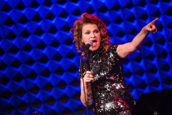 Sandra Bernhard Photo