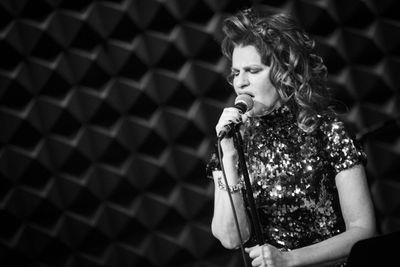 Sandra Bernhard Photo