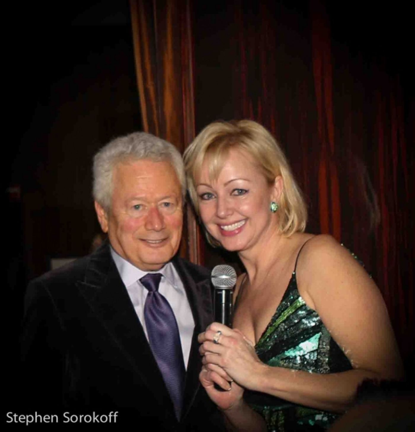 Photo Coverage: Neil Sedaka Sings in 2015 with A PIANO AT LE CIRQUE Photo Coverage: Neil Sedaka Sings in 2015 with A PIANO AT LE CIRQUE Image