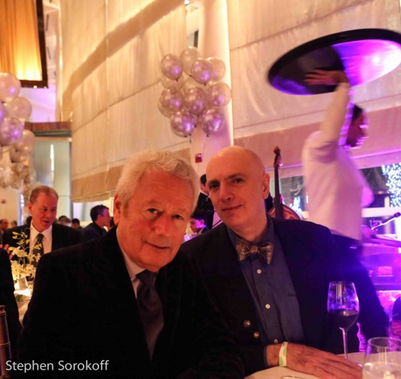 Photo Coverage: Neil Sedaka Sings in 2015 with A PIANO AT LE CIRQUE Photo Coverage: Neil Sedaka Sings in 2015 with A PIANO AT LE CIRQUE Image