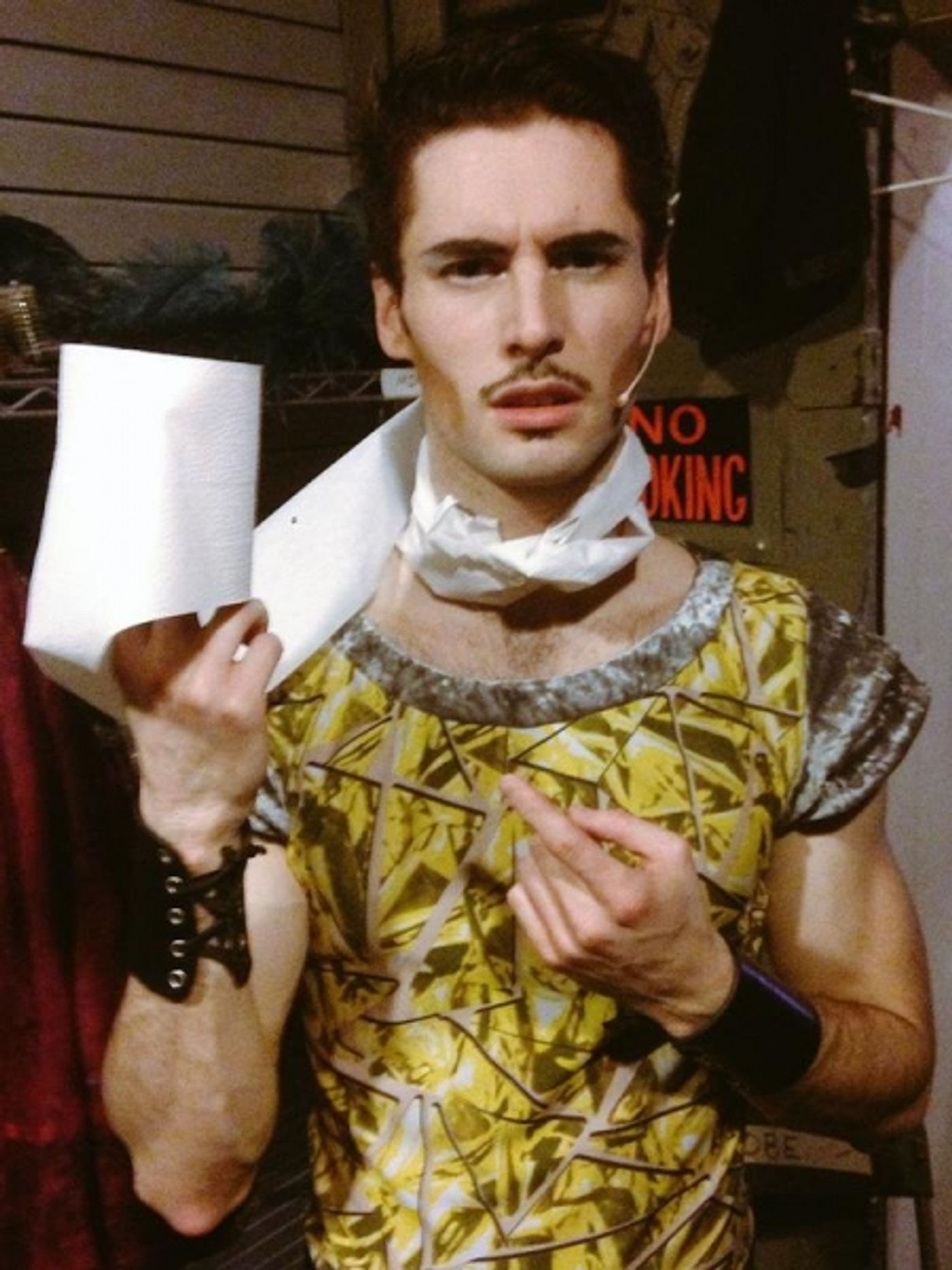 Photo Flash: Saturday Intermission Pics- January 3 - Broadway Says Goodbye to SIDE SHOW, PIPPIN, and More! Photo Flash: Saturday Intermission Pics- January 3 - Broadway Says Goodbye to SIDE SHOW, PIPPIN, and More! Image