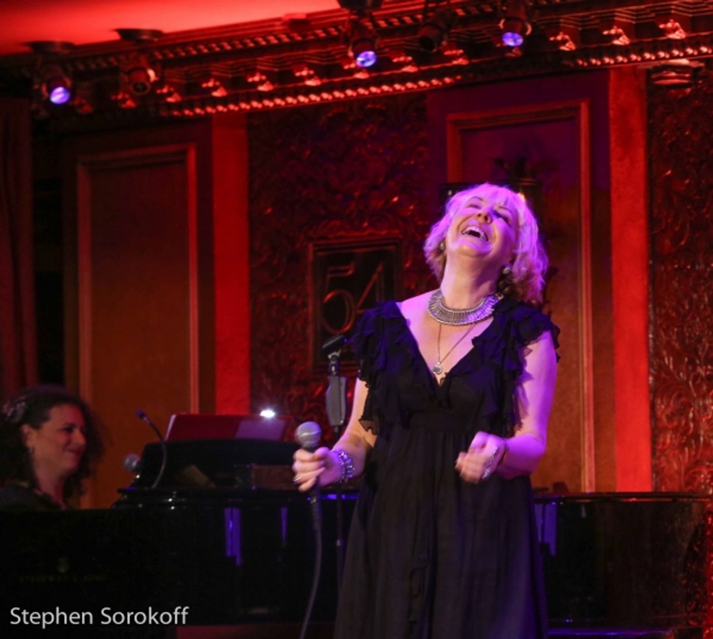 Photo Coverage: Barb Jungr Brings MAD ABOUT THE BOY AND NO REGRETS to 54 Below  Image