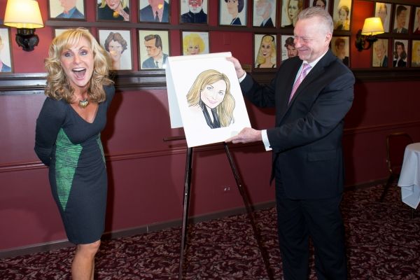 Photos: MAMMA MIA!'s Judy McLane Receives Sardi's Portrait — photo 3 of 17