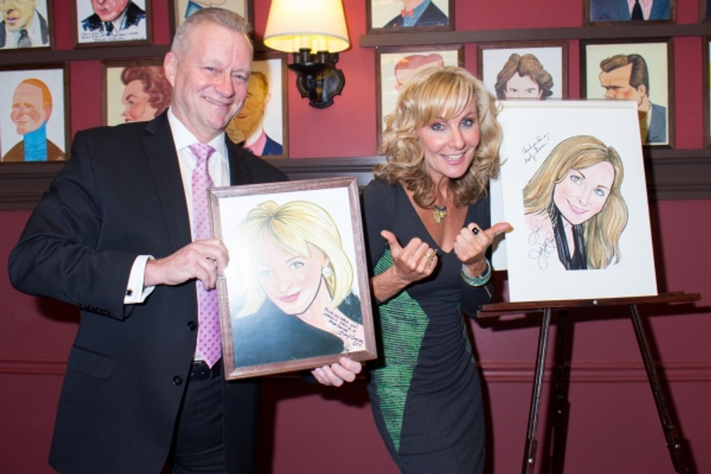 Photo Coverage: MAMMA MIA!'s Judy McLane Receives Sardi's Portrait  Image