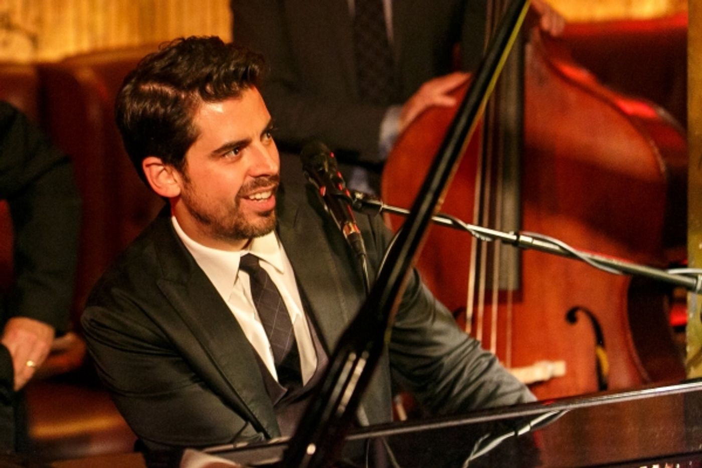 Photo Flash: Tony DeSare Performs Bemelmans Residency at The Carlyle Image