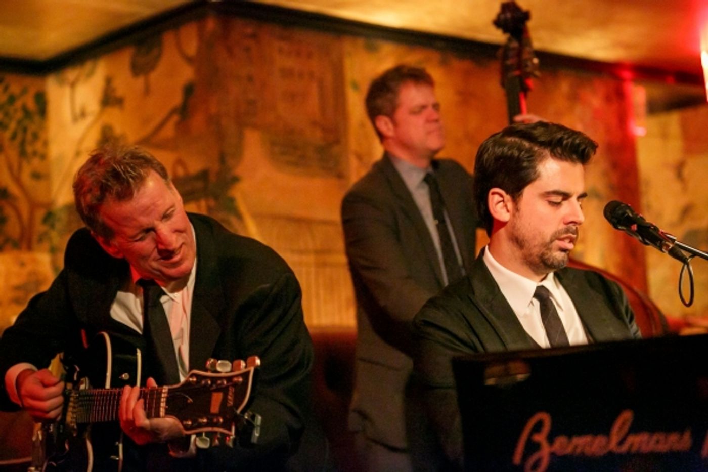Photo Flash: Tony DeSare Performs Bemelmans Residency at The Carlyle Image