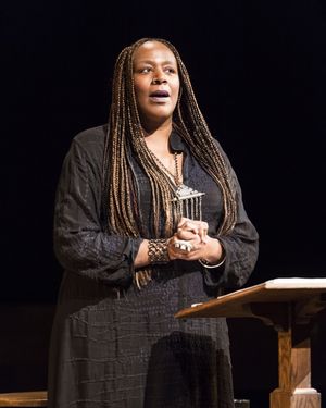 Dael Orlandersmith @ BroadwayWorld Dael Orlandersmith Photo
