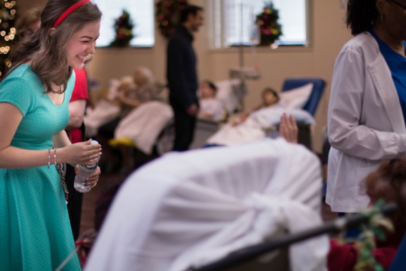 Photo Flash: CINDERELLA Cast Brings Holiday Cheer With Sing For Your Seniors  Image