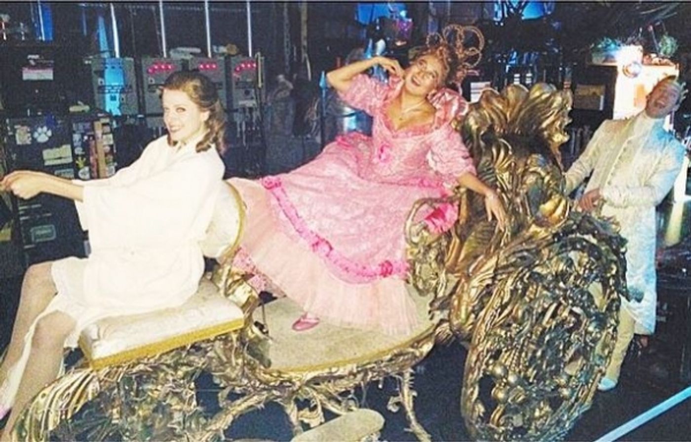 Photo Flash: Saturday Intermission Pics - January 10 - HONEYMOON IN VEGAS, ON THE TOWN, and More! Photo Flash: Saturday Intermission Pics - January 10 - HONEYMOON IN VEGAS, ON THE TOWN, and More! Image