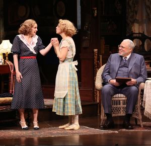 Anna Chlumsky, Annaleigh Ashford and James Earl Jones @ BroadwayWorld Anna Chlumsky, Annaleigh Ashford and James Earl Jones Photo