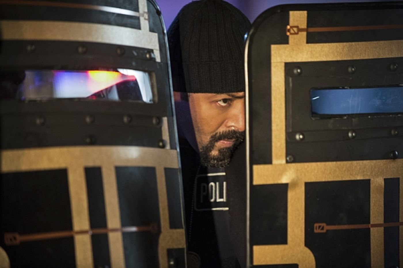 Photo Flash: Sneak Peek - 'Rogues' Take Over in THE FLASH's Mid-Season Debut Photo Flash: Sneak Peek - 'Rogues' Take Over in THE FLASH's Mid-Season Debut Image