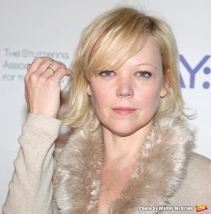 Emily Bergl  Photo