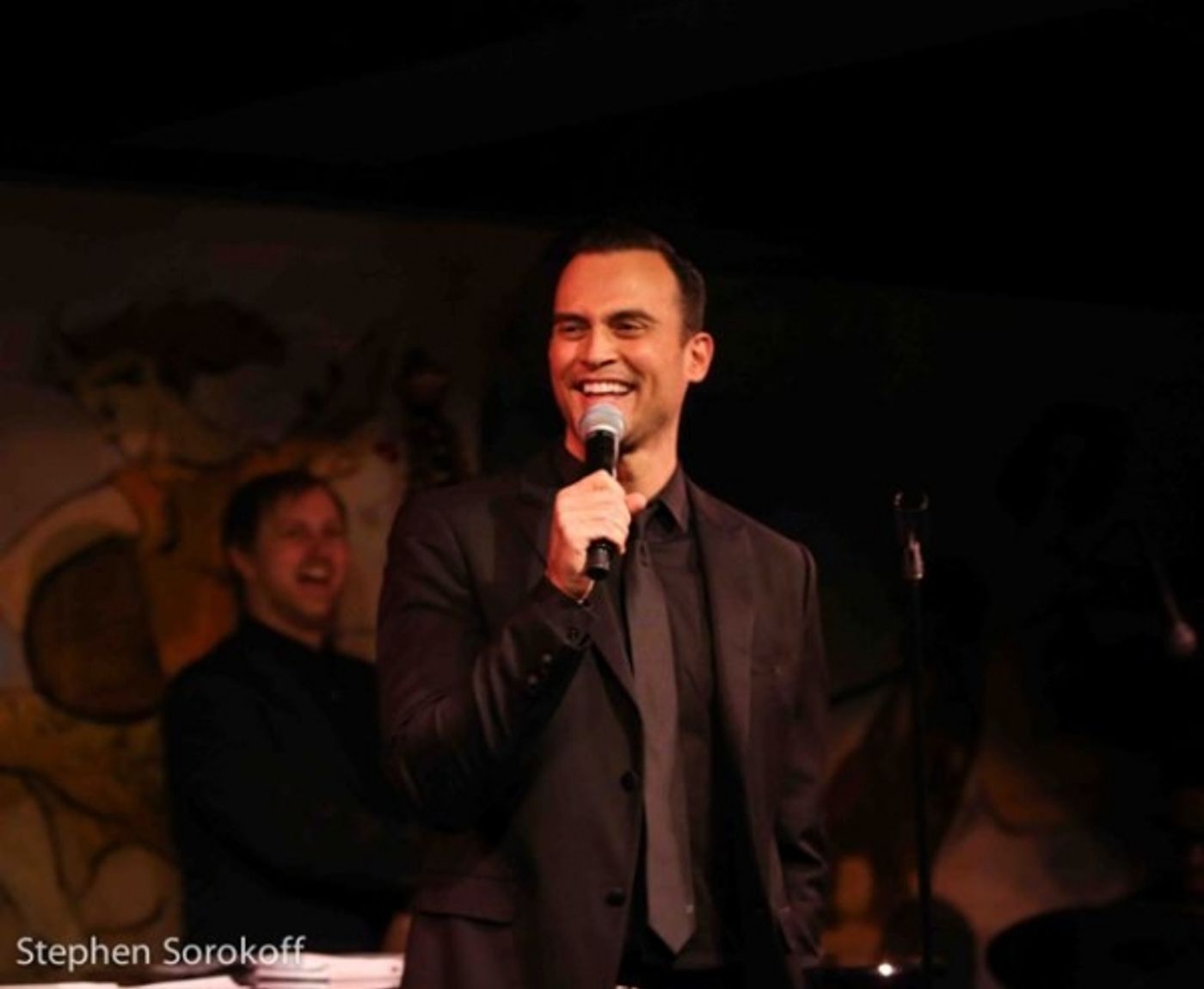 Photo Coverage: Cheyenne Jackson Brings EYES WIDE OPEN to Cafe Carlyle  Image
