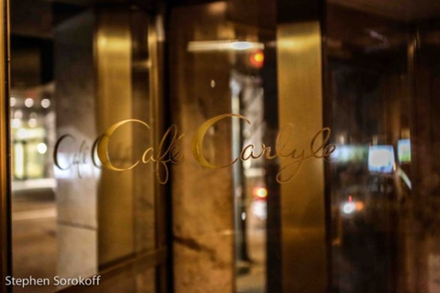 Photo Coverage: Cheyenne Jackson Brings EYES WIDE OPEN to Cafe Carlyle  Image