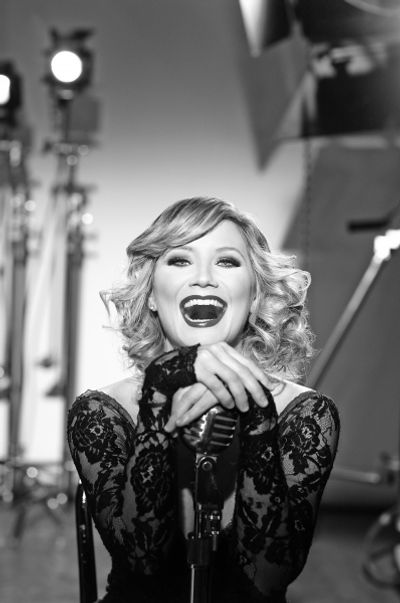 Jennifer Nettles Photo