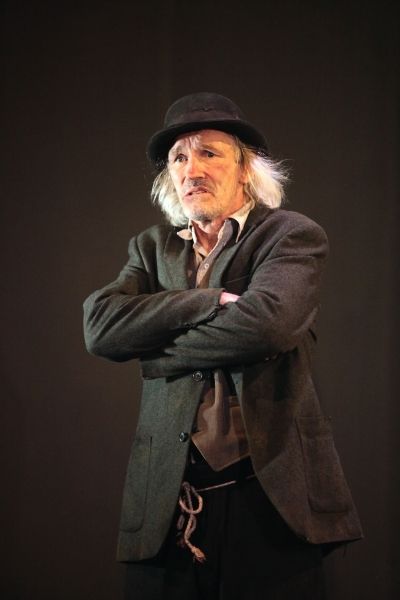 Bruce Cromer as Estragon Photo