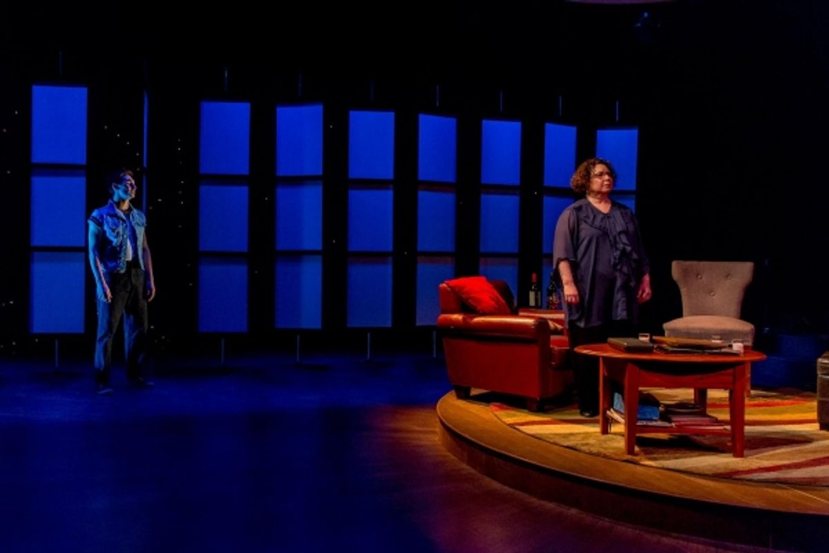 Avery Sobczak and Rachel Lampert at 