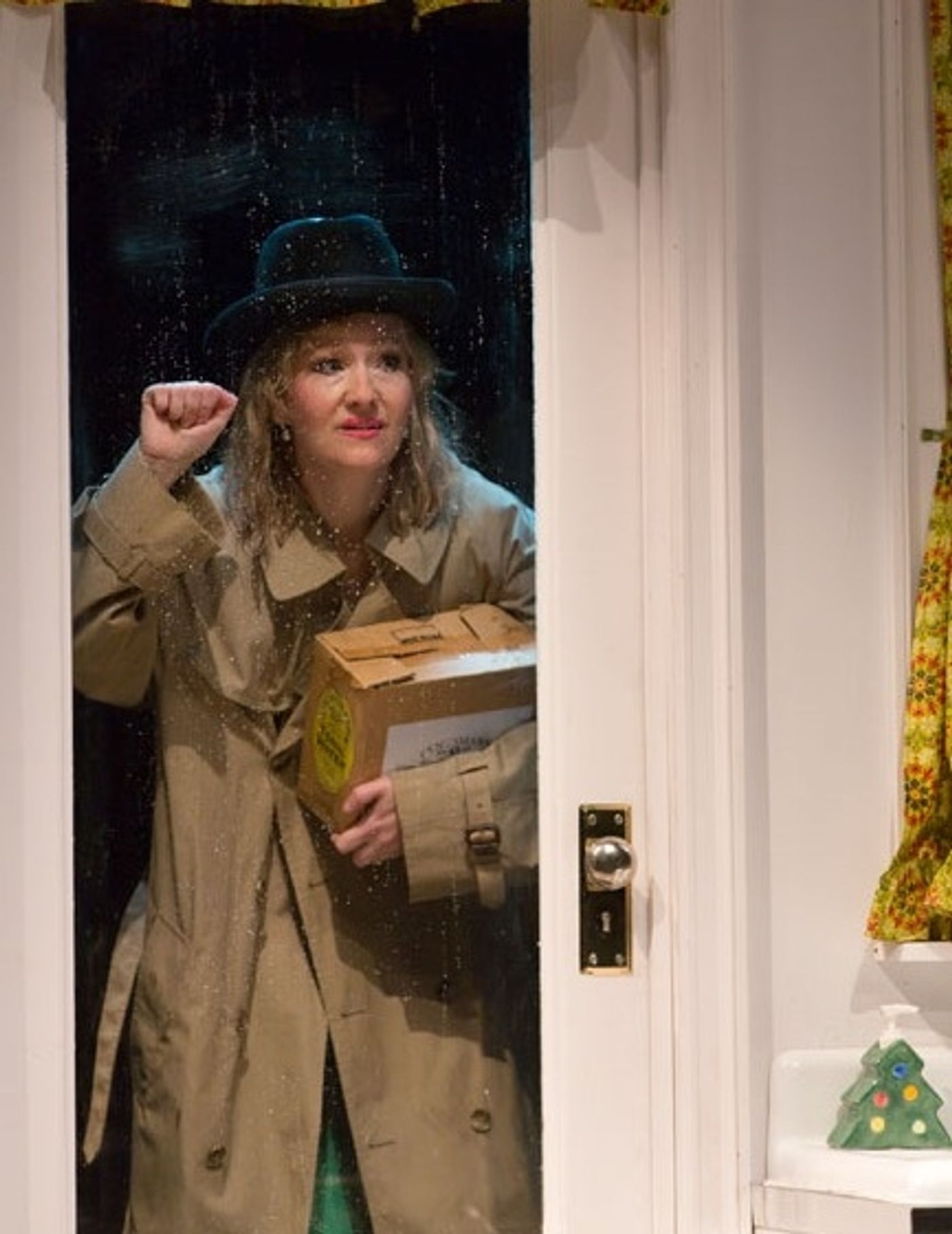 Photo Flash: First Look at Brooks Ashmanskas, Mary Birdsong and More in ABSURD PERSON SINGULAR Photo Flash: First Look at Brooks Ashmanskas, Mary Birdsong and More in ABSURD PERSON SINGULAR Image